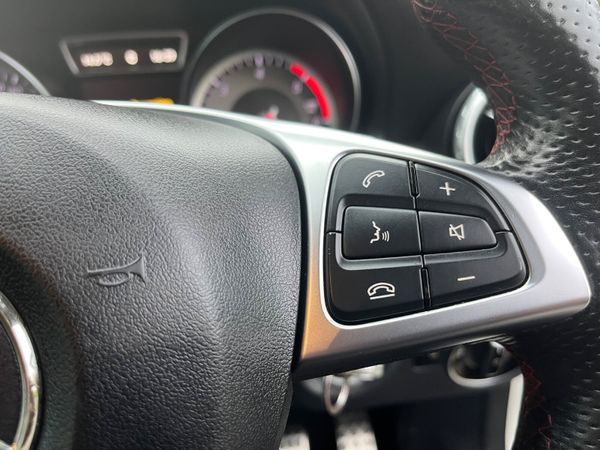 Mercedes-Benz  GLA 200 CDI AMG LINE 369952113