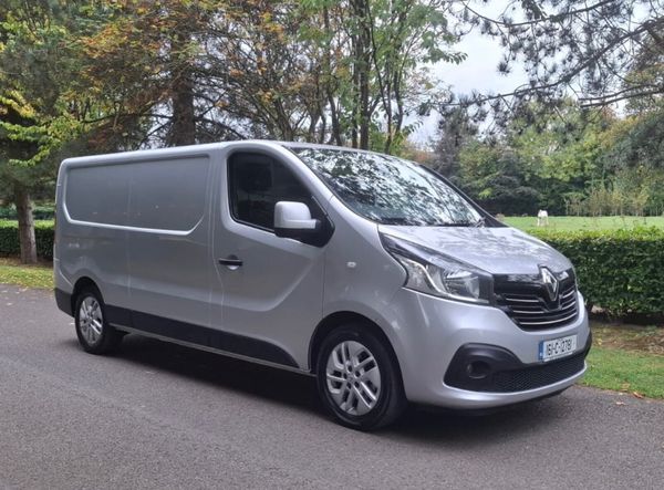Renault Trafic 2016 DOE 10/26 369952258
