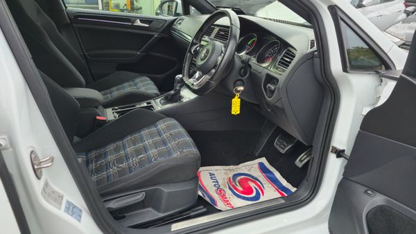 Volkswagen Golf 1.4 GTE 204P BHP AUTO 369970635