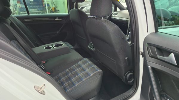 Volkswagen Golf 1.4 GTE 204P BHP AUTO 369970632