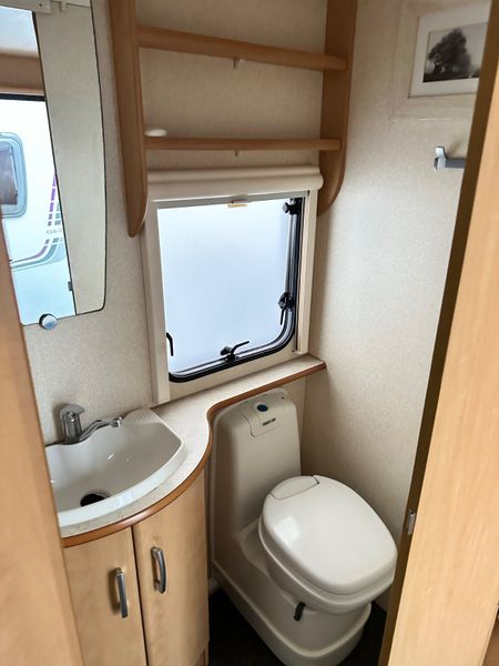 ✨BAILEY PAGEANT VENDEE 4 BERTH FIXED BED✨ 369981139