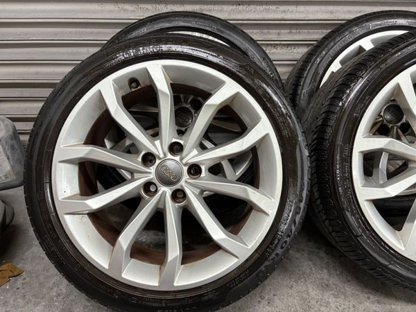 Audi A4 S-Line Alloys 18” 369997685