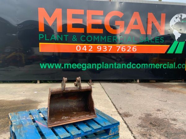 24" RHINOX MINI DIGGER BUCKET....35mm PINS...221 360100550
