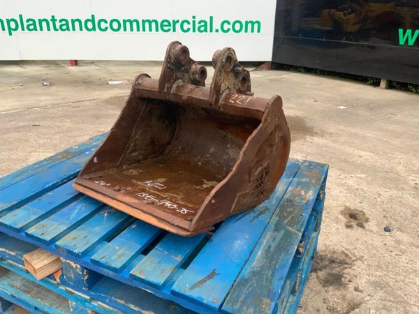 24" RHINOX MINI DIGGER BUCKET....35mm PINS...221 360100551