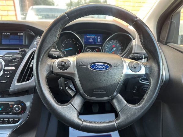 Ford Focus 2013 1.0 ECOBOOST 125PS TITANIUM 360135830