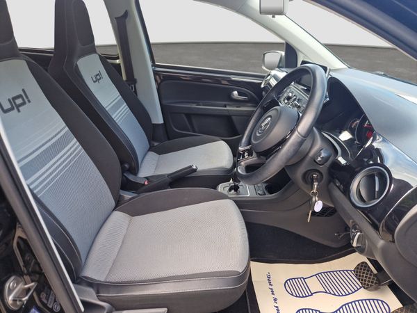 2014 VOLKSWAGEN UP 1.0 PETROL AUTOMATIC 360136505