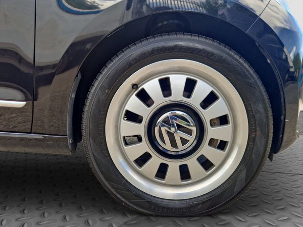 2014 VOLKSWAGEN UP 1.0 PETROL AUTOMATIC 360136516
