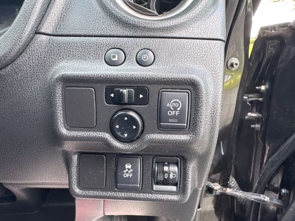 Nissan Note 2014 SV 1.2 petrol manual 360130477