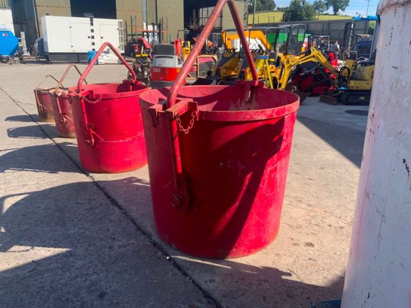 1000 lts SELF TIPPING CIRCULAR SKIP.........3627- 360145854