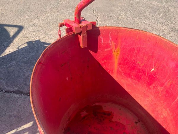 500 ltr CIRCULAR MUCK SKIP SELF TIPPING....3627-3 360145944