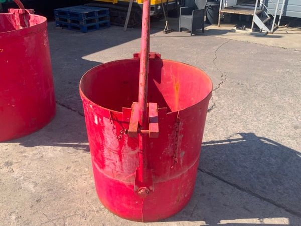 500 ltr CIRCULAR MUCK SKIP SELF TIPPING....3627-3 360145945