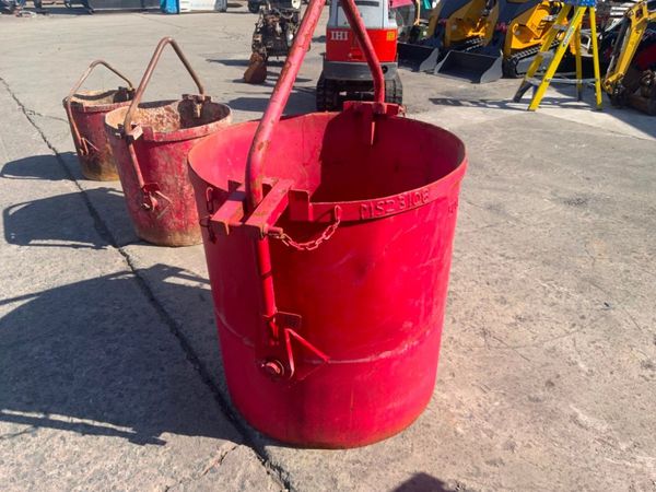 500 ltr CIRCULAR MUCK SKIP SELF TIPPING....3627-3 360145942
