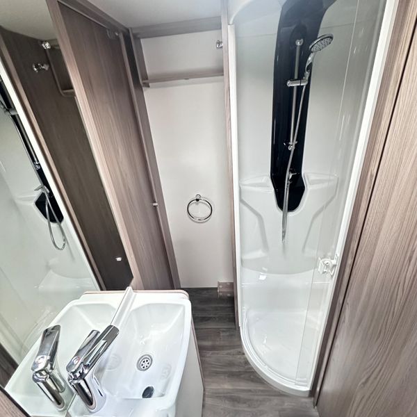✨STUNNING 2023 SWIFT KUDOS 4 BERTH ISLAND BED✨ 360156229