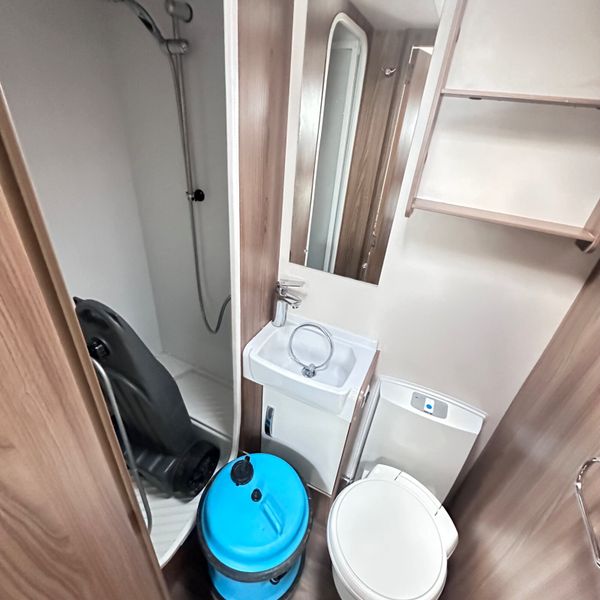 ✨STUNNING 2023 SWIFT SPRITE 6 BERTH✨ 360156754
