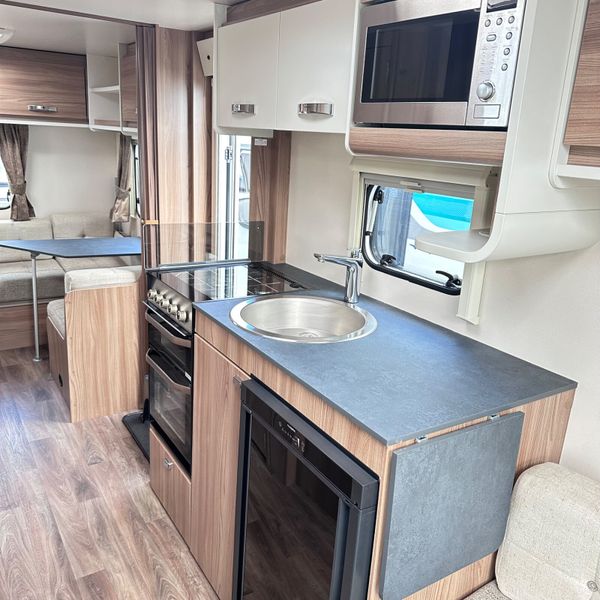 ✨STUNNING 2023 SWIFT SPRITE 6 BERTH✨ 360156757