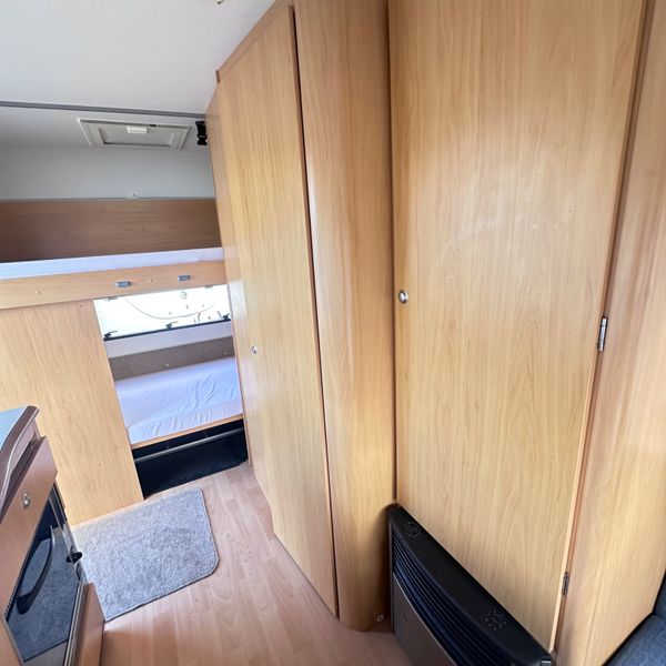 ✨ULTRA LIGHTWEIGHT 830 KG CRYSTAL SPRINT 4 BERTH✨ 360161701