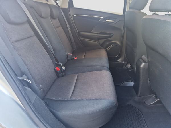 2015 HONDA FIT 1.5 HYBRID AUTOMATIC **WARRANTY** 360162174