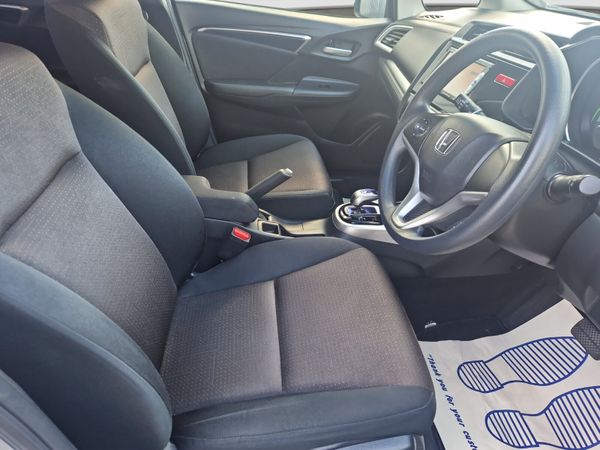 2015 HONDA FIT 1.5 HYBRID AUTOMATIC **WARRANTY** 360162175