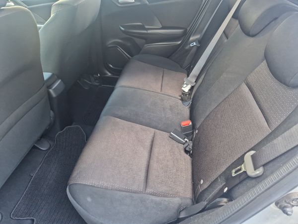 2015 HONDA FIT 1.5 HYBRID AUTOMATIC **WARRANTY** 360162189