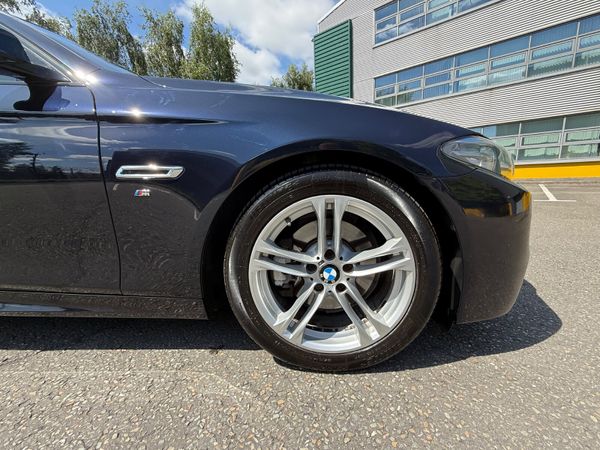 BMW 5-Series 2016 360183755