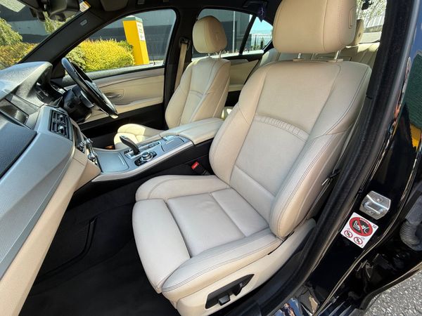 BMW 5-Series 2016 360183760
