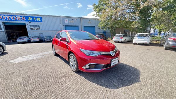Toyota Auris 1.8 HYBRID 2016 360227469