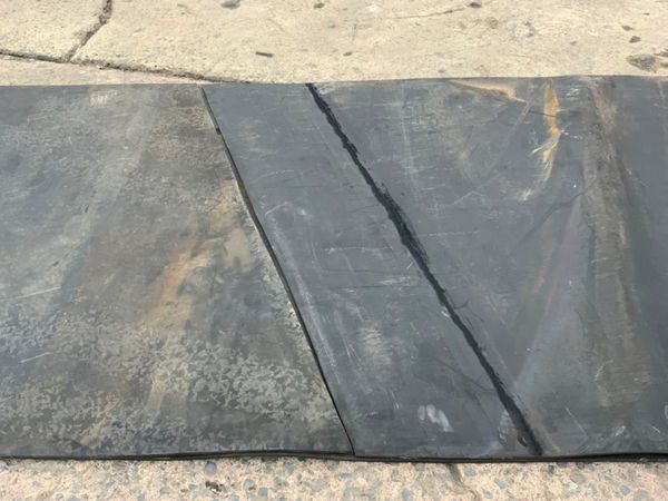 UNUSED 1400mm TEREX CONVEYOR RUBBER..001. 360222027