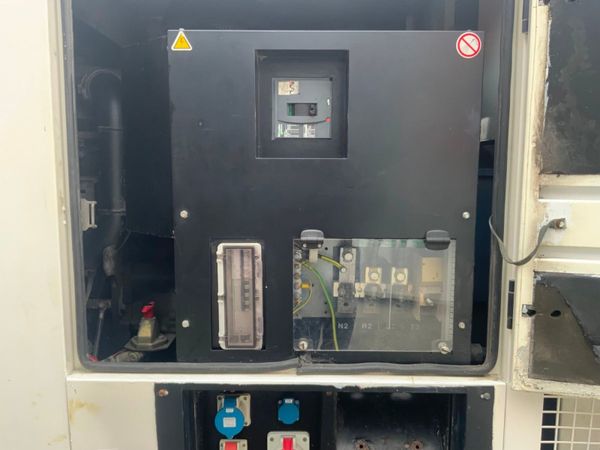 VOLVO 250kva STANDBY GENERATOR...400/240v...50v. 360235295