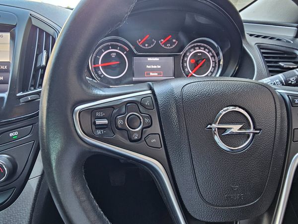 OPEL INSIGNIA 2.0 140 BHP // 11/25 NCT 360231026