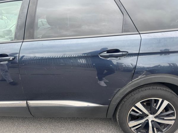 Peugeot 5008 2018 **needs bodywork** 360247593