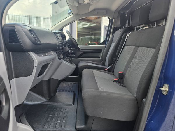 PEUGEOT EXPERT // NEW CVRT 06/26 // TWIN DOORS 360240862
