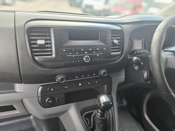 PEUGEOT EXPERT // NEW CVRT 06/26 // TWIN DOORS 360240863