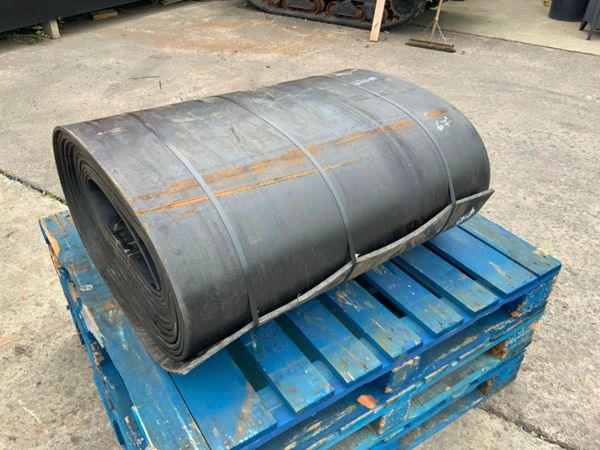 67ft x 36" RUBBER CONVEYOR MATTING........523-36. 360240930
