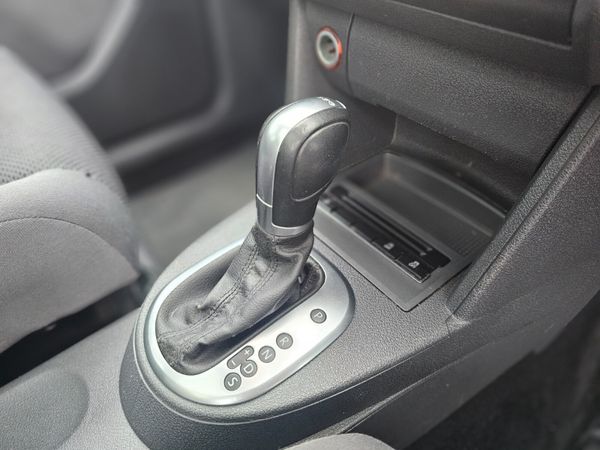 VW TOURAN AUTOMATIC // NEW 07/25 NCT // 7 SEATS 360242005