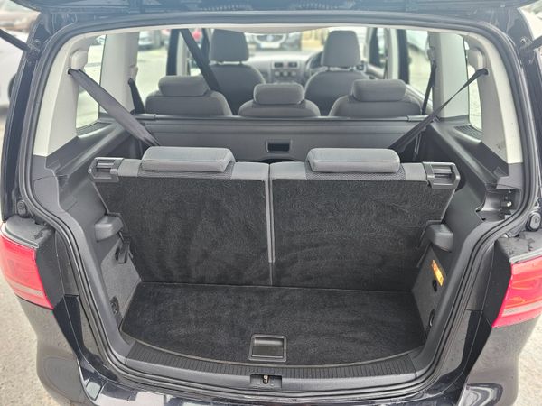 VW TOURAN AUTOMATIC // NEW 07/25 NCT // 7 SEATS 360242017