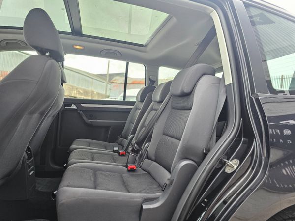 VW TOURAN AUTOMATIC // NEW 07/25 NCT // 7 SEATS 360242018