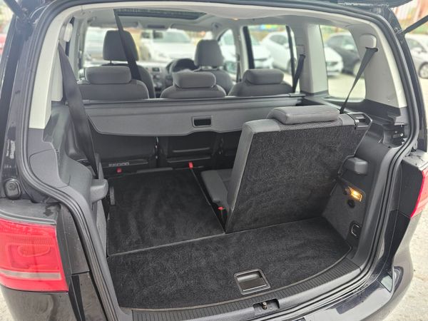 VW TOURAN AUTOMATIC // NEW 07/25 NCT // 7 SEATS 360242019