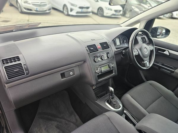 VW TOURAN AUTOMATIC // NEW 07/25 NCT // 7 SEATS 360242020