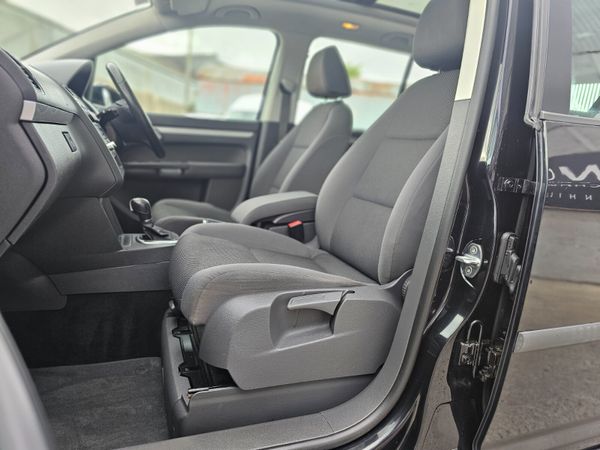 VW TOURAN AUTOMATIC // NEW 07/25 NCT // 7 SEATS 360242021