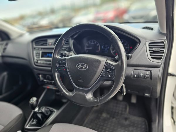 HYUNDAI I20 1.2 DELUXE // 08/26 NCT // NEW CHAIN 360243749
