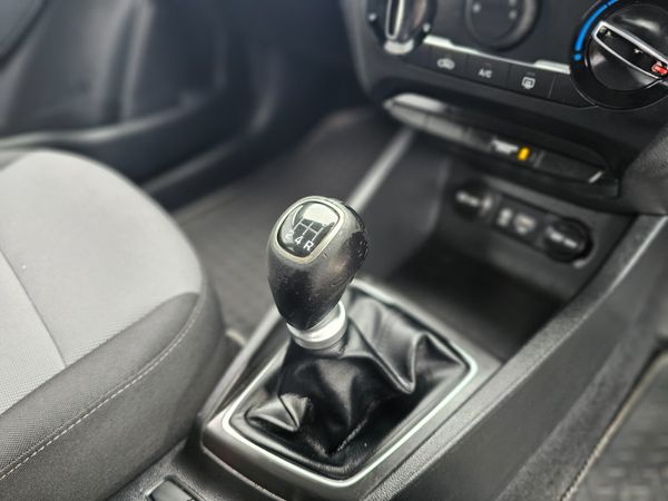 HYUNDAI I20 1.2 DELUXE // 08/26 NCT // NEW CHAIN 360243756