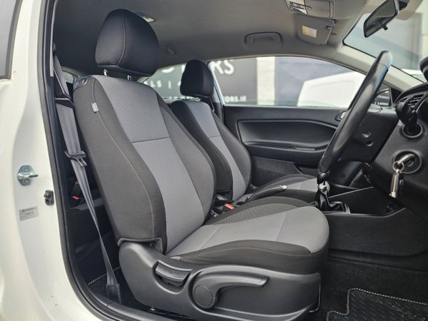 HYUNDAI I20 1.2 DELUXE // 08/26 NCT // NEW CHAIN 360243752