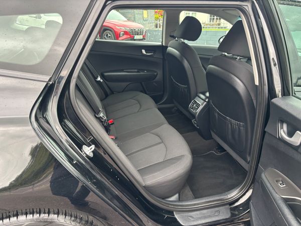 Kia Optima 2017 Estate Diesel 360258148