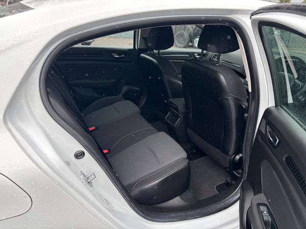 171 Renault Megane 1.7 Diesel , Tiny Mileage 360259695