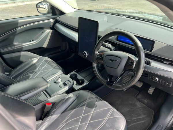 2022 Ford Mustang Mach-E Standard Range 68kw 360251977