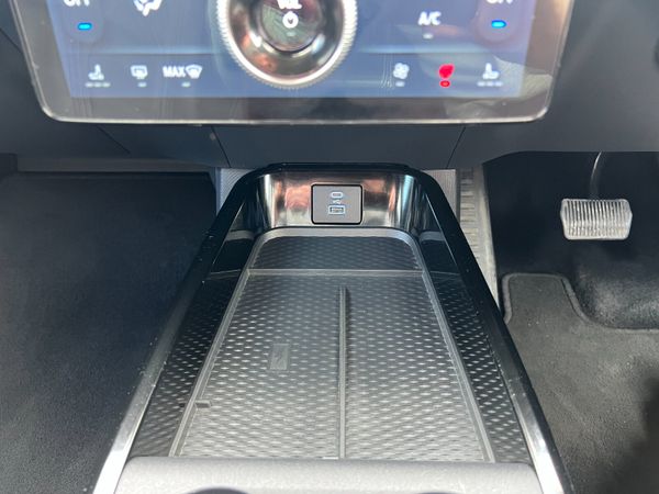 2022 Ford Mustang Mach-E Standard Range 68kw 360251995