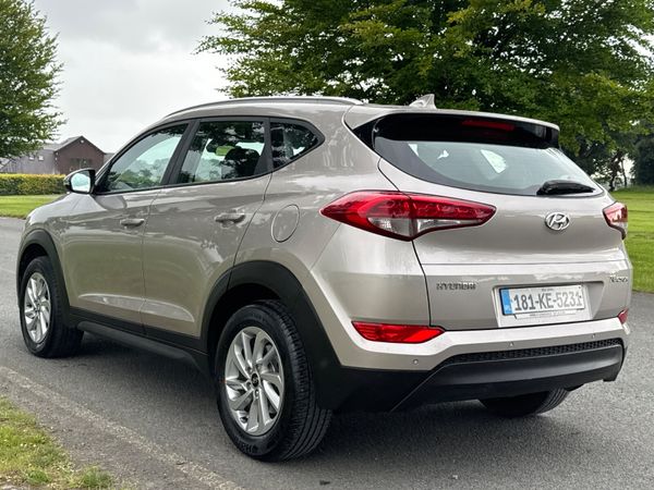 Hyundai Tucson 2018 SE Low mileage 360270169