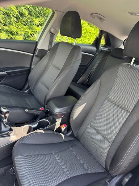 Hyundai i30 2014 DIESEL 1.6 Crdi DELUXE 360322999