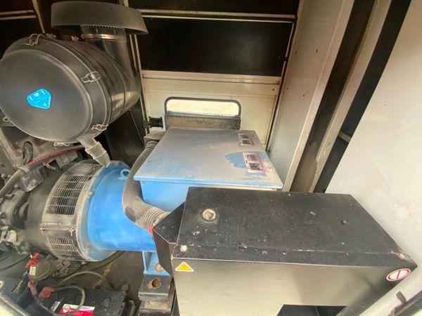 SMDO R350 C2  / VOLVO PENTA GENERATOR.....49v. 360368303