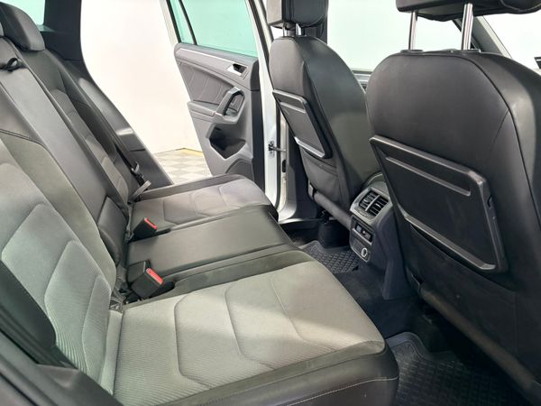 17 Volkswagen Tiguan R-Line DSG 4Motion 360362139